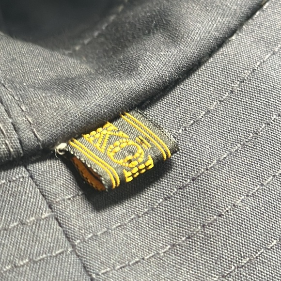 Kokin reversible black/tan canvas bucket hat - Picture 6 of 7